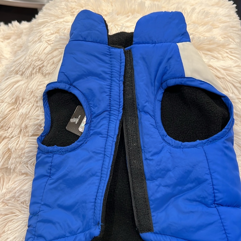 🎉Host Pick 4x🎉Buffalo Bills Pet NFL Puffer Vest Size M - Picture 8 of 16